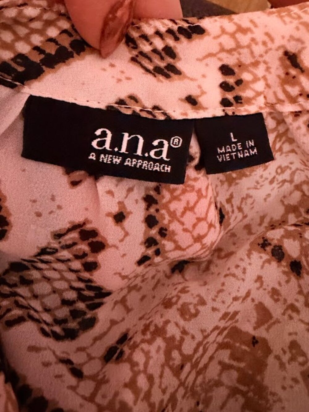 A.N.A Python Print Blouse Large - Picture 5 of 5